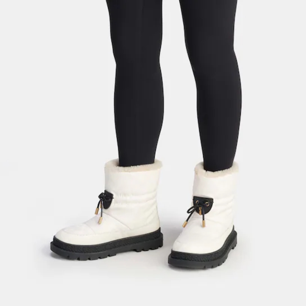 Coach Winter Boots, Size 10, White - Picture 2 of 2